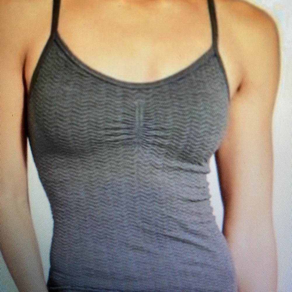 Athleta Gray Textured Unstinkable Layering Cami Tank Top Size Medium